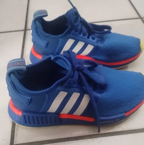 adidas gazelle silver green womens adidas Kid's NMD R1 Grade School main image 1